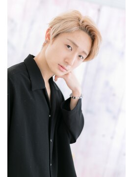 ミック ヘアアンドメイク アップ 駒込店(miq Hair&Make up) 七三分けアシンメトリー＆ハイトーンカラーで圧倒的存在感！b1