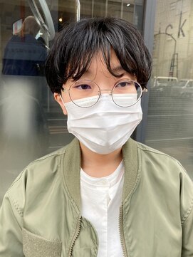 リビング 津田沼(LIVING) マッシュ/くびれヘア/ビタミンカラー/艶ボルドー[津田沼駅]