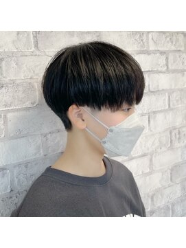 イヴォークオオサカ 心斎橋(EVOKE OSAKA) 刈り上げマッシュショート