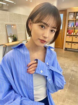 ロット 横浜(lot) 小顔フェザーバングボブ×似合わせカット[横浜駅]