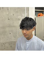 メルシー トータル ブランディング サロン(merci TOTAL BRANDING SALON)&nbsp;Vマッシュ×波巻きスパイラル 横浜