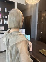 アールトゥーヘアー(art To Hair) ホワイトベージュ/ホワイト/韓国ヘア