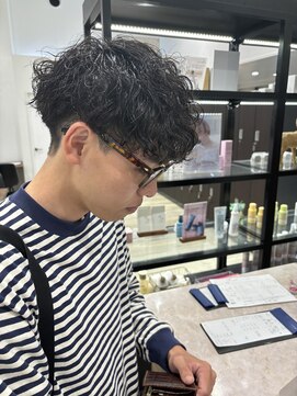 ディーボーイ 健軍店(D-BOY) メンズパーマ