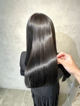 シーン(scene) 【scene】中性ストレート／髪質改善／酸性ストレート