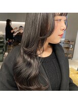 リール(rire)&nbsp;デザインカラーレイヤーカットウェットヘア夏オリーブベージュ