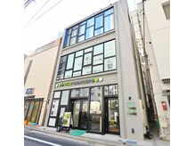 リオン 赤坂(RE:ON)の雰囲気（コンクリートの建物の三階になります。）