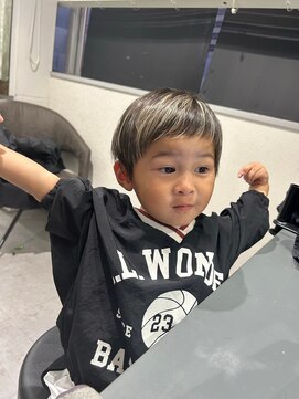 メンズサロン キング 梅田店(Men’s salon K!ng) 波巻きツイストスパイラルパーマ/フェザーパーマ/眉毛/メンズ