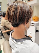 ヴィサージュファイン(VISAGE fine) 白髪ぼかし ハイライト ブリーチ ショート レイヤーショート