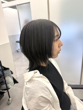 ゴウトゥデイシェアサロン 町田店(GO TODAY SHAiRE SALON) ブルーブラック/ミディアムウルフ【町田】