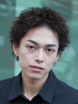 テン 心斎橋(tenn.)&nbsp;アクティブショートフェザーパーマルーズショートセンターパート