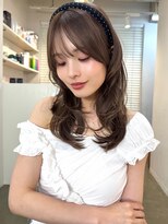 イヴォーク トーキョー(EVOKE TOKYO)&nbsp;ミディアムレイヤーバタフライカット髪質改善ハイレイヤー