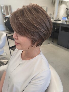 ビスチェ(Vische) 大人ショートヘア