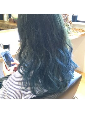 リルトヘアー(Lilt hair) オリーブブルー→ブルーサファイアのグラデーション☆