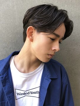 リット×ベリエ(Lit.×belier) ツーブロック/センターパート/ニュアンスパーマ[薩摩川内]