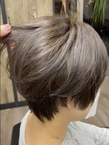 ヴィフ 大船(VIF)&nbsp;白髪ぼかし/白髪ぼかしハイライト/ショートカット/大船駅/大船