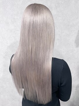 ロウル 渋谷(LOWRL) プラチナホワイト/ブリーチ