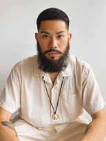 手々 メンズスキンフェード