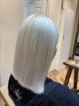 ヘアリゾート バルボア アイランド(hair resort Balboa Island) ホワイトベージュ