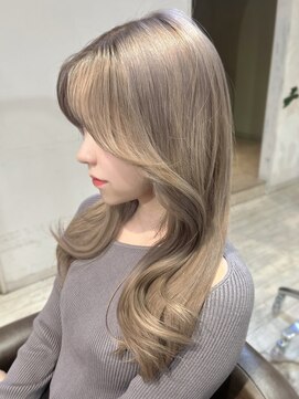 レイラバイアフロート 吉祥寺(Lila by afloat) くびれヘア/ミルクティーカラー/レイヤーロング/ブリーチカラー