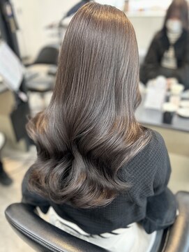 スティル カラン(STILL calin) 【宮川】ブリーチ履歴あり“グレージュカラー”