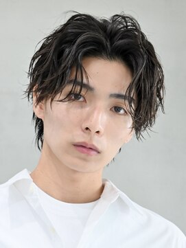 レタッチバイフィフス(RETOUCH by fifth) 原宿波巻きパーマツイストスパイラルパーマセンターパートウルフ