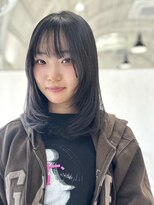 ザヘアメイクシェア(THE -HAIR MAKE SHARE-) 今っぽヘア☆血色感メイク×ハッシュカット