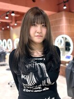 ヘアーアンドメイク ビス(HAIR&MAKE bis)&nbsp;ハイトーンに黒をプラス！エンドカラー【ココネ】