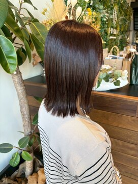 バルス(BLS) 【藤枝】艶ブラウン切りっぱなしボブ