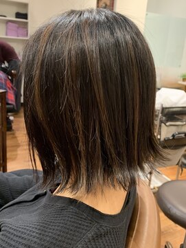 テトラ ヘアー(TETRA hair) ハーフブリーチハイライト