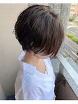 ナンバー ブラオ 名古屋栄(N° blao) 大人可愛い20代30代40代小顔ワンサイドショートボブ丸み前下がり