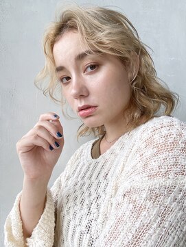 アイティー バイ アルバム 中野店(IT by ALBUM) ハイトーンボブ_ピンクベージュボブルフクールショート_28073