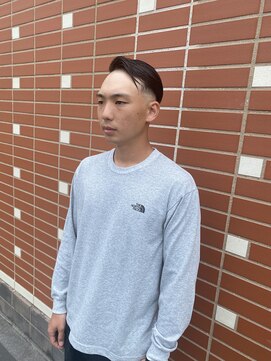 コワファースト 大分(COIFF1RST) フェード7:3