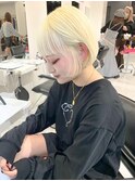 艶カラー ハイトーン ホワイトカラー ミニボブ 耳掛け 艶感