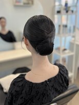 マーリー(marlee)&nbsp;つやっとタイトシニヨン