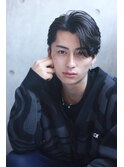 クールセクシーサイドバングフェザーショート黒髪新宿