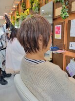 アトリエ atorie&nbsp;ハイライトカラー脱白髪染めハイライトケアブリーチ【岸和田】