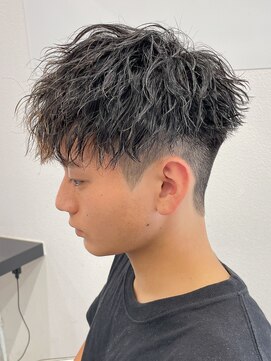 エルマーク 神戸三宮(L-MARK) シャドウパーマメンズカットスパイラルパーマツイスパ波巻き