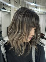 レディアル 大宮(REDEAL ope.) 白髪手術/ コントラストハイライト