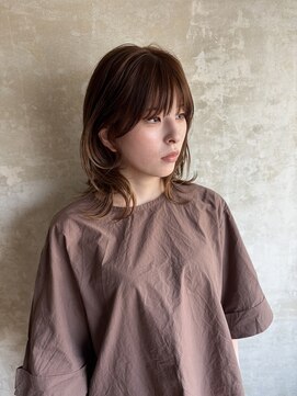 メロウ(mellow) レイヤーカット×ベージュカラー