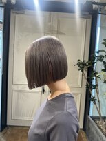 ヤテ(yate')&nbsp;シルバーべージュボブ