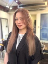 アデ オモテサンドウ(ade omotesando) 暖色系ミルクティーカラー×ロングヘア