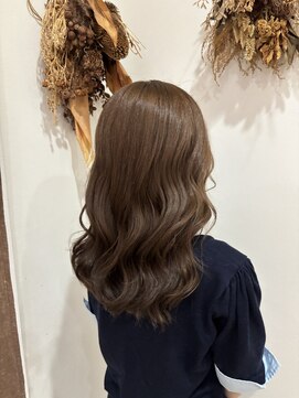 シュウ 安城店(Shu) グレージュブラウン