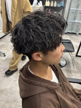 コードバイケンジ 戸塚(CODE by KENJE) ツイストスパイラルで作る圧倒的束感&無造作スタイル