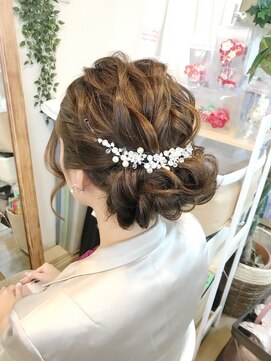 ロカット サロン(Roquat Salon) ブライダルミディアムシニヨンアレンジ【ヘアアレンジ　立川】