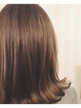 ブルーフェアリー(Blue Fairy) 【BLUEFAIRY】マット系カラー★スタイリッシュ外はねボブ