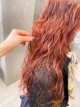 テトヘアー(teto hair) スパイラルパーマくるくるパーマ強めパーマ赤毛オレンジ外国人風