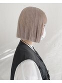 くすみホワイトミルクティグレージュのミニボブ☆