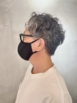 アンダーバーホワイトモデ 河内長野(_WHITE mode) ◎王道メンズショート☆無造作パーマ刈り上げセンターパート