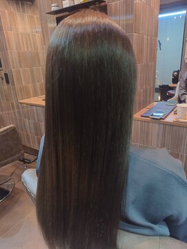 アクアヴィタエ(Aqua vitae) ストレートロング