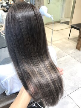 トルネード(TORNADO) 韓国風艶髪ストレート LAケラチントリートメント 美髪 M0413